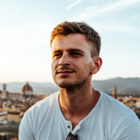 vladkhytrov's avatar