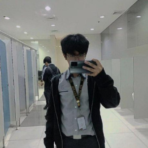 CodeWithRibo's avatar